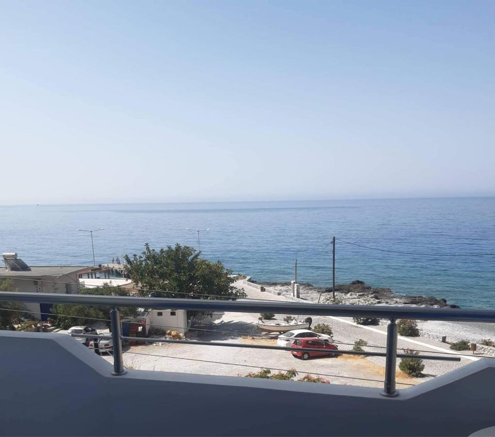 Tarra Hotel Agia Ruméli Exterior foto
